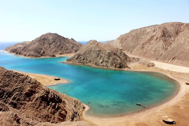 Campo Nuweiba Egipto | Canyon colorido em Nuweiba.